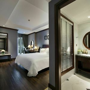 Junior Suite Lake View